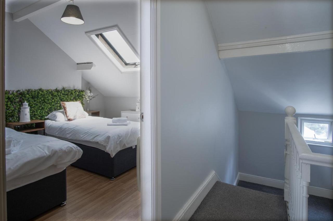 Langland Road - 2 Bedroom Town House - Mumbles Holiday home Swansea